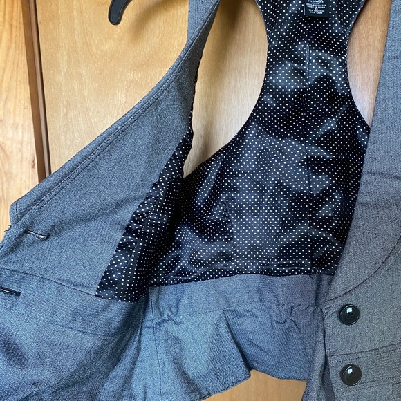 Maurices Vest - Picture 3 of 4